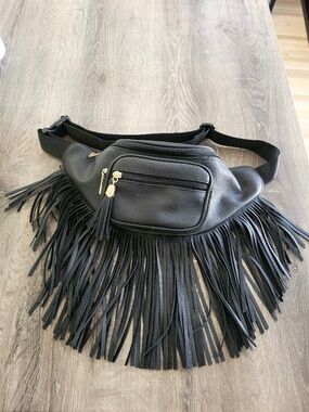 Black fringe Fannypack